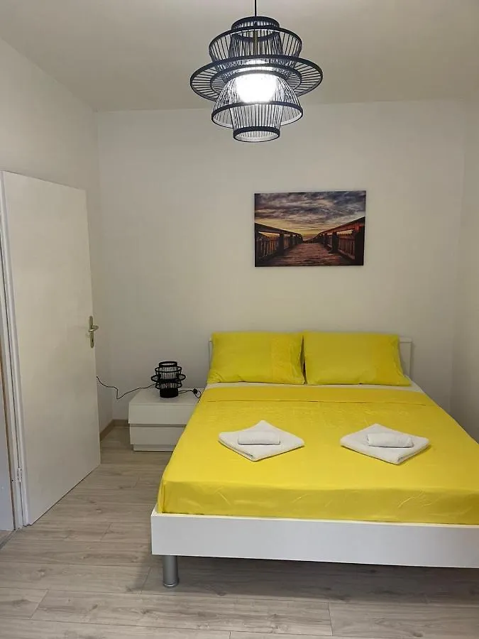 Apartments Lovro Lovran Croatia