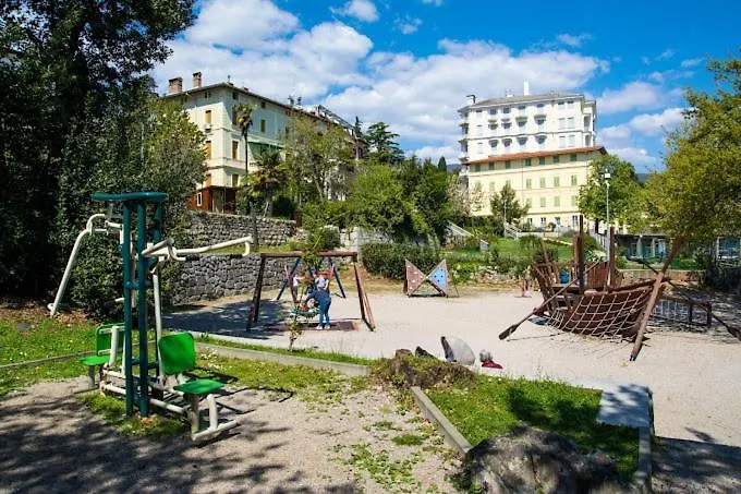 Apartments Lovro Lovran